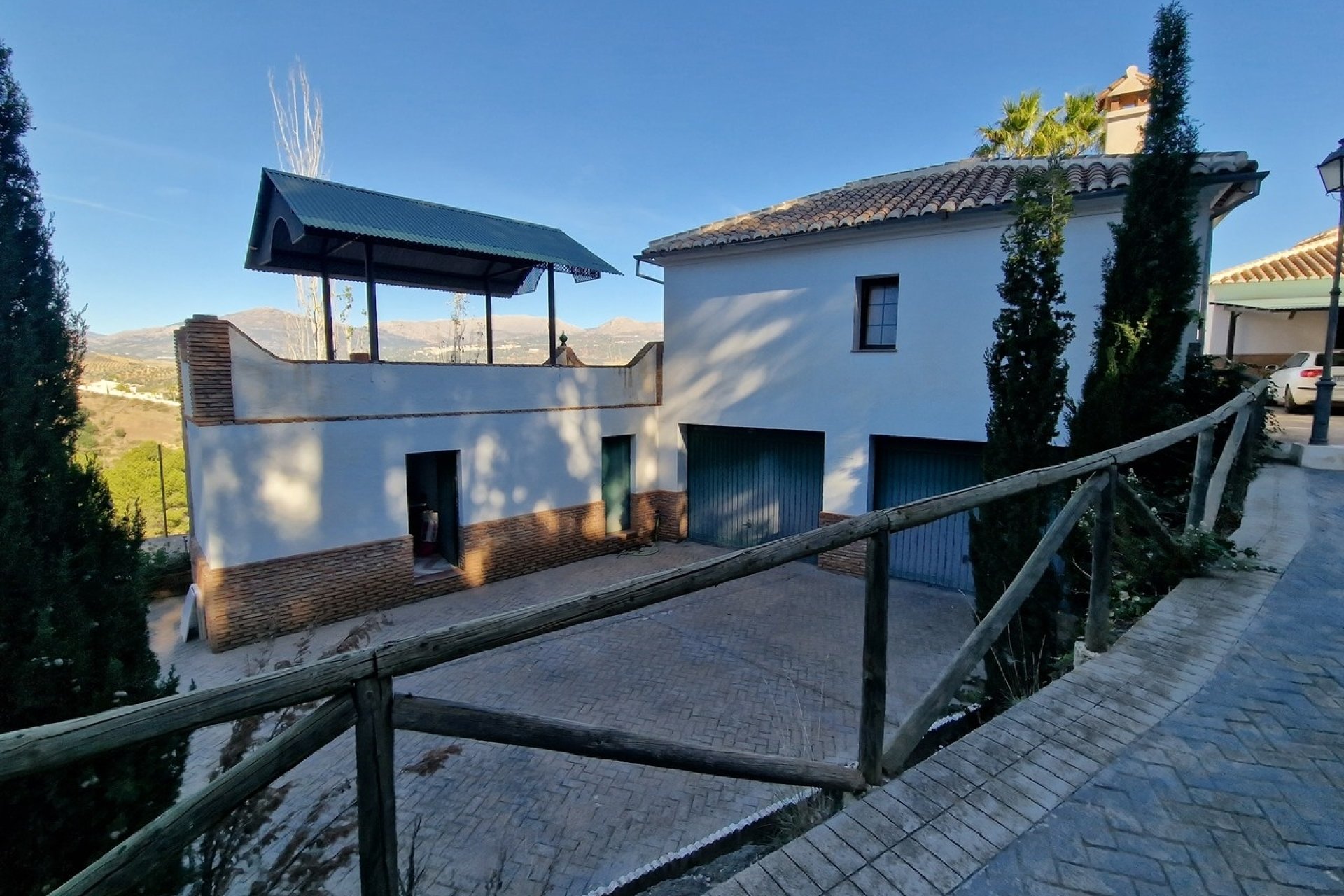 Resale - Villa -
Vinuela - Inland