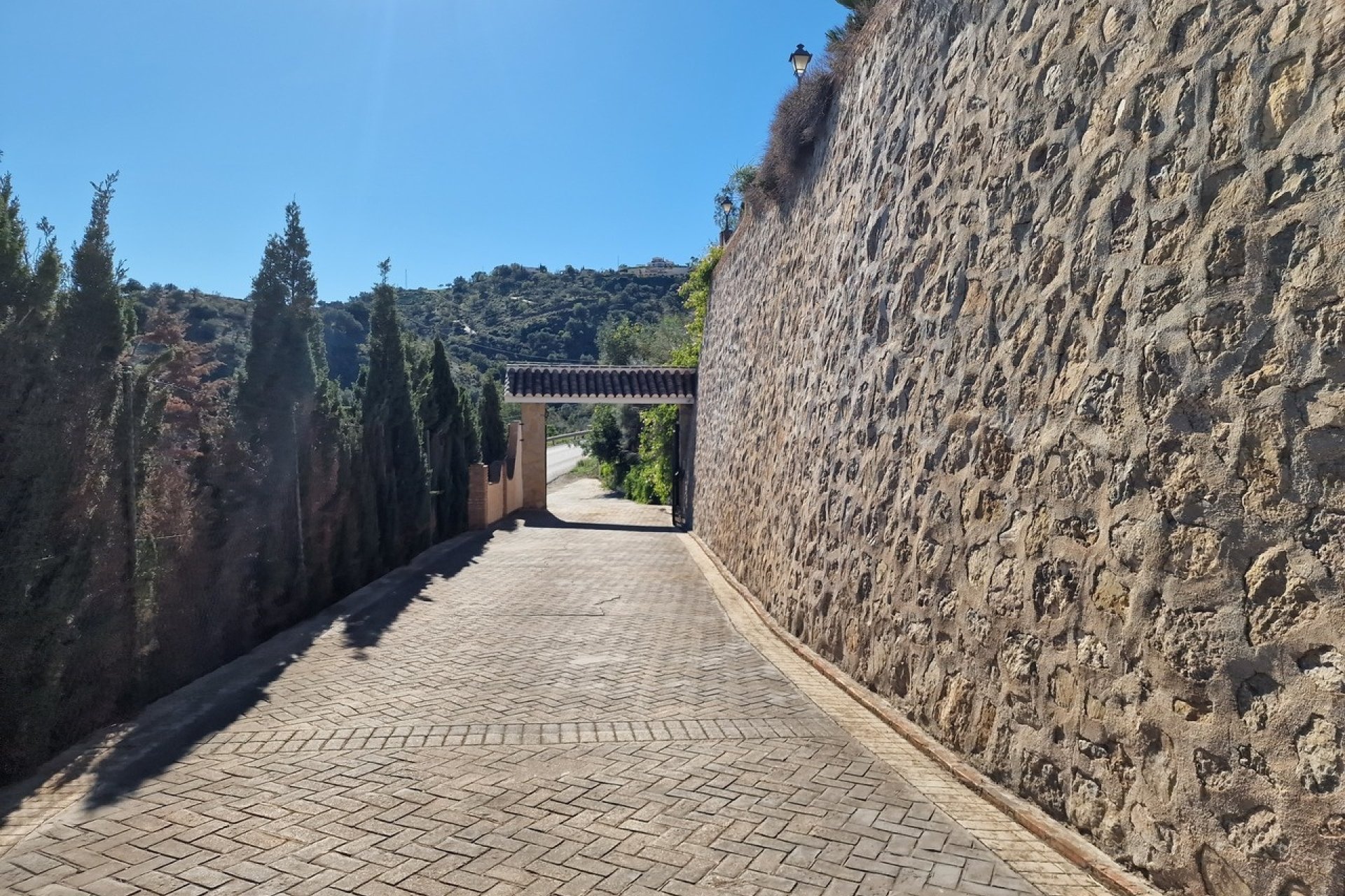 Resale - Villa -
Vinuela - Inland