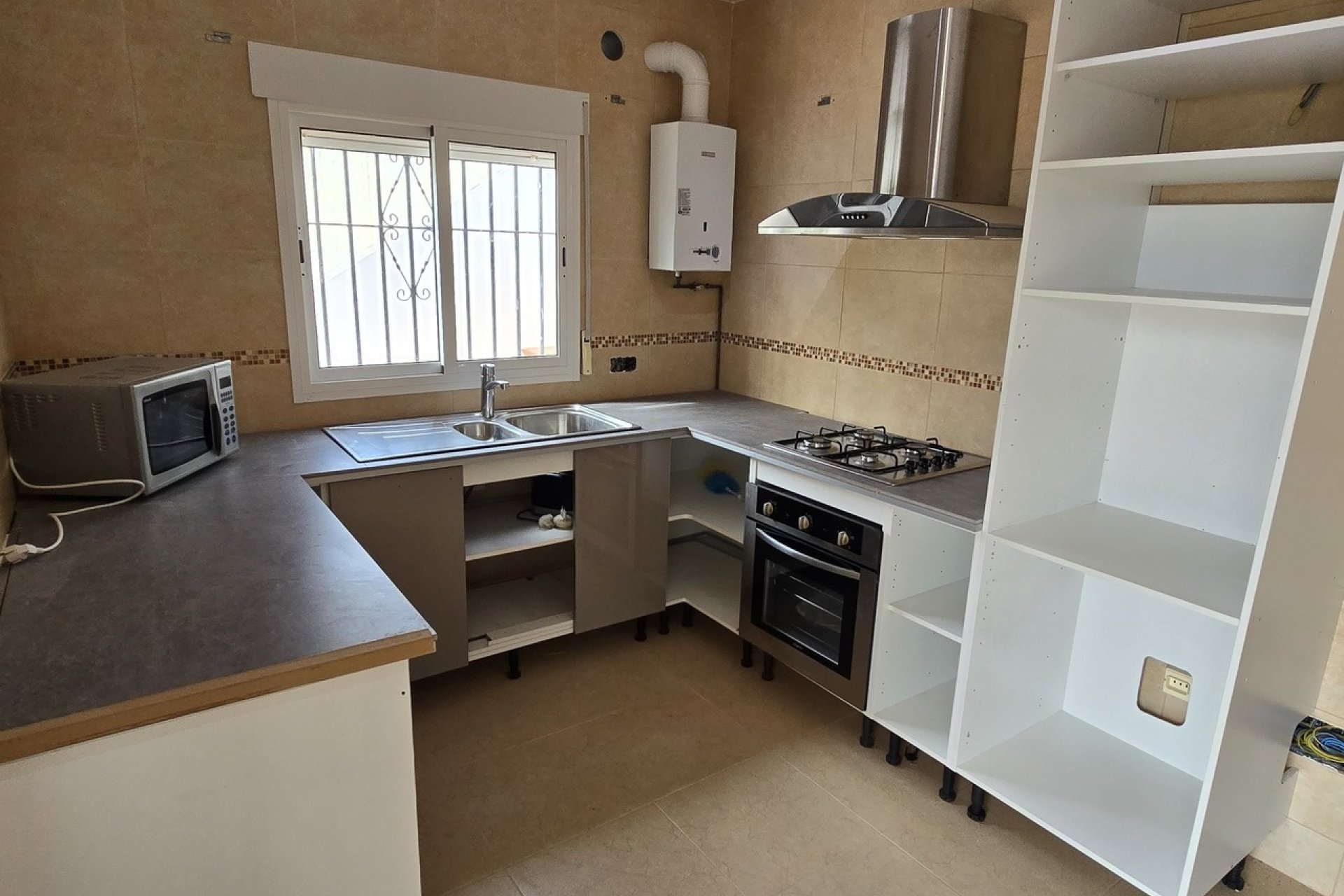 Resale - Villa -
Vinuela - Inland