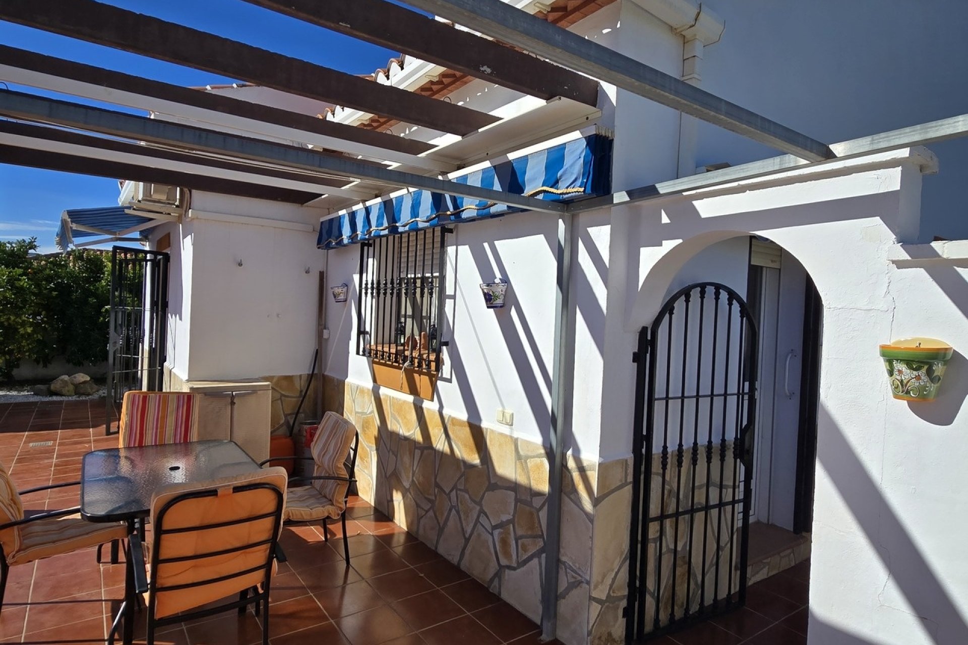 Resale - Villa -
Vinuela - Inland