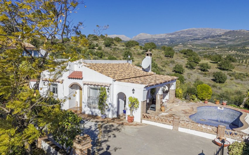 Resale - Villa -
Vinuela - Inland