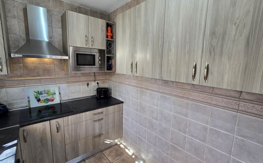 Resale - Villa -
Vinuela - Inland