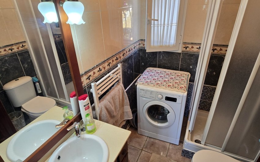 Resale - Villa -
Vinuela - Inland