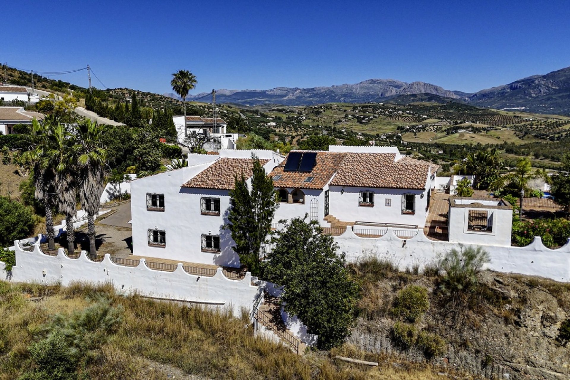 Resale - Villa -
Vinuela - Inland