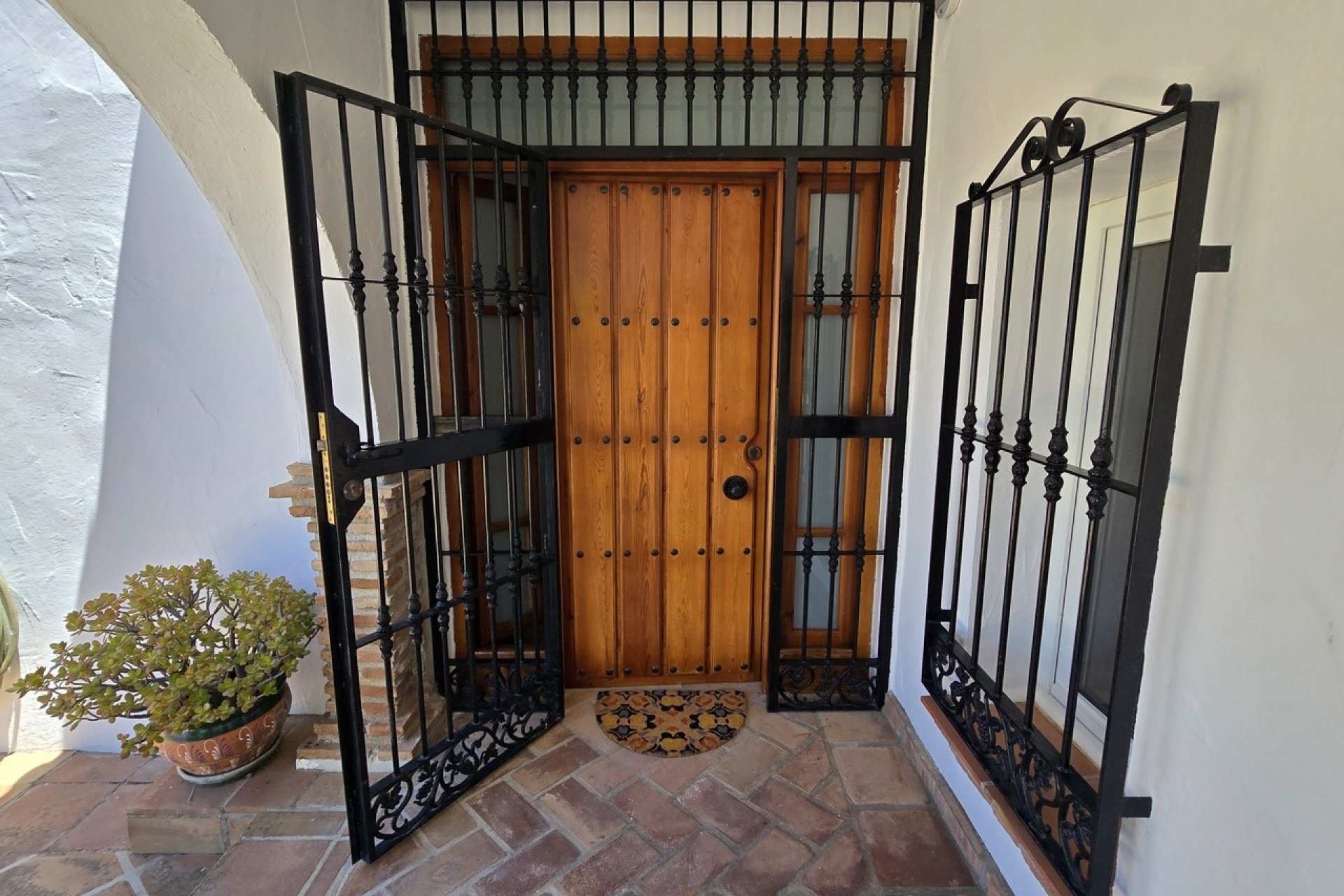 Resale - Villa -
Vinuela - Inland