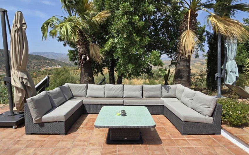 Resale - Villa -
Vinuela - Inland