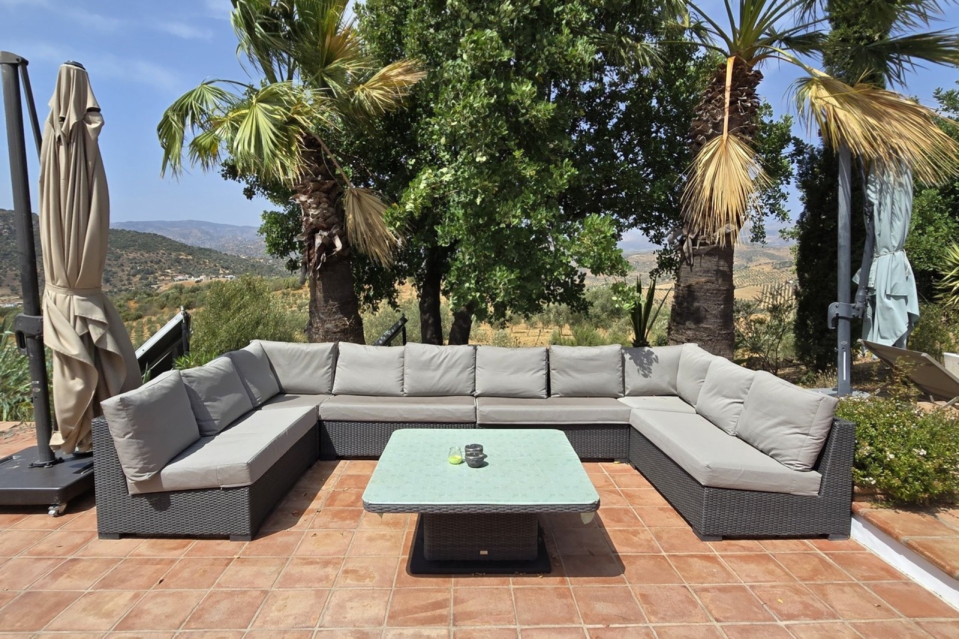 Resale - Villa -
Vinuela - Inland