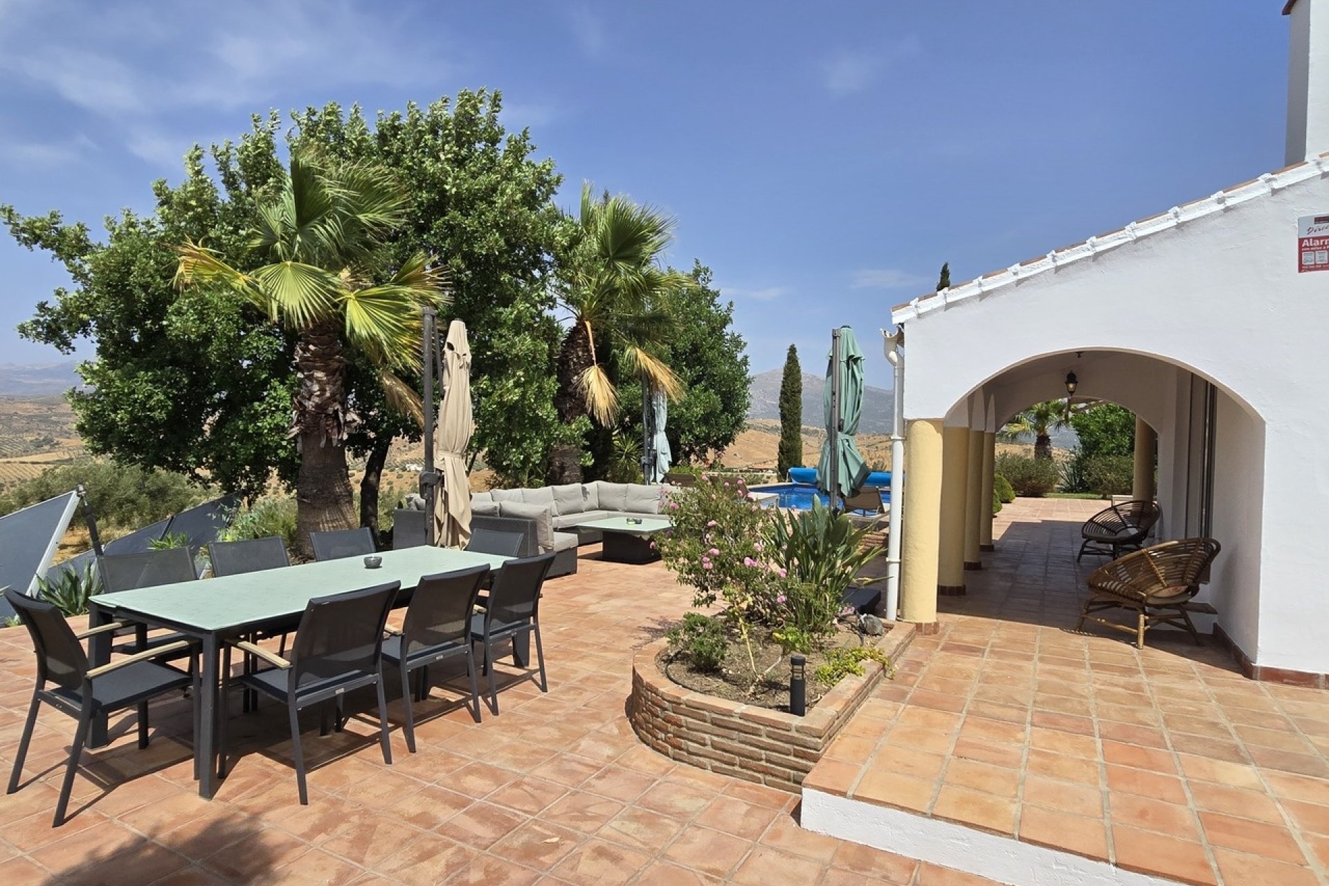 Resale - Villa -
Vinuela - Inland