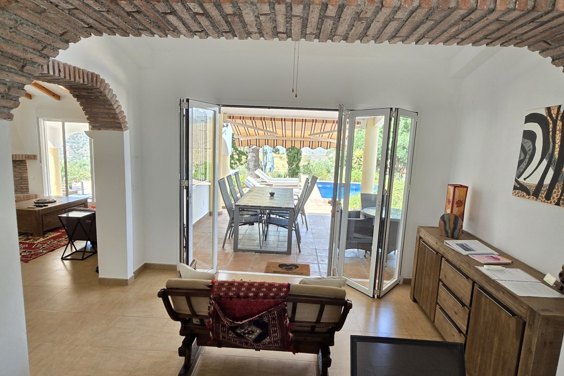 Resale - Villa -
Vinuela - Inland