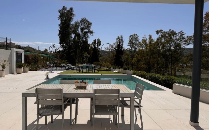 Resale - Villa -
Vinuela - Inland