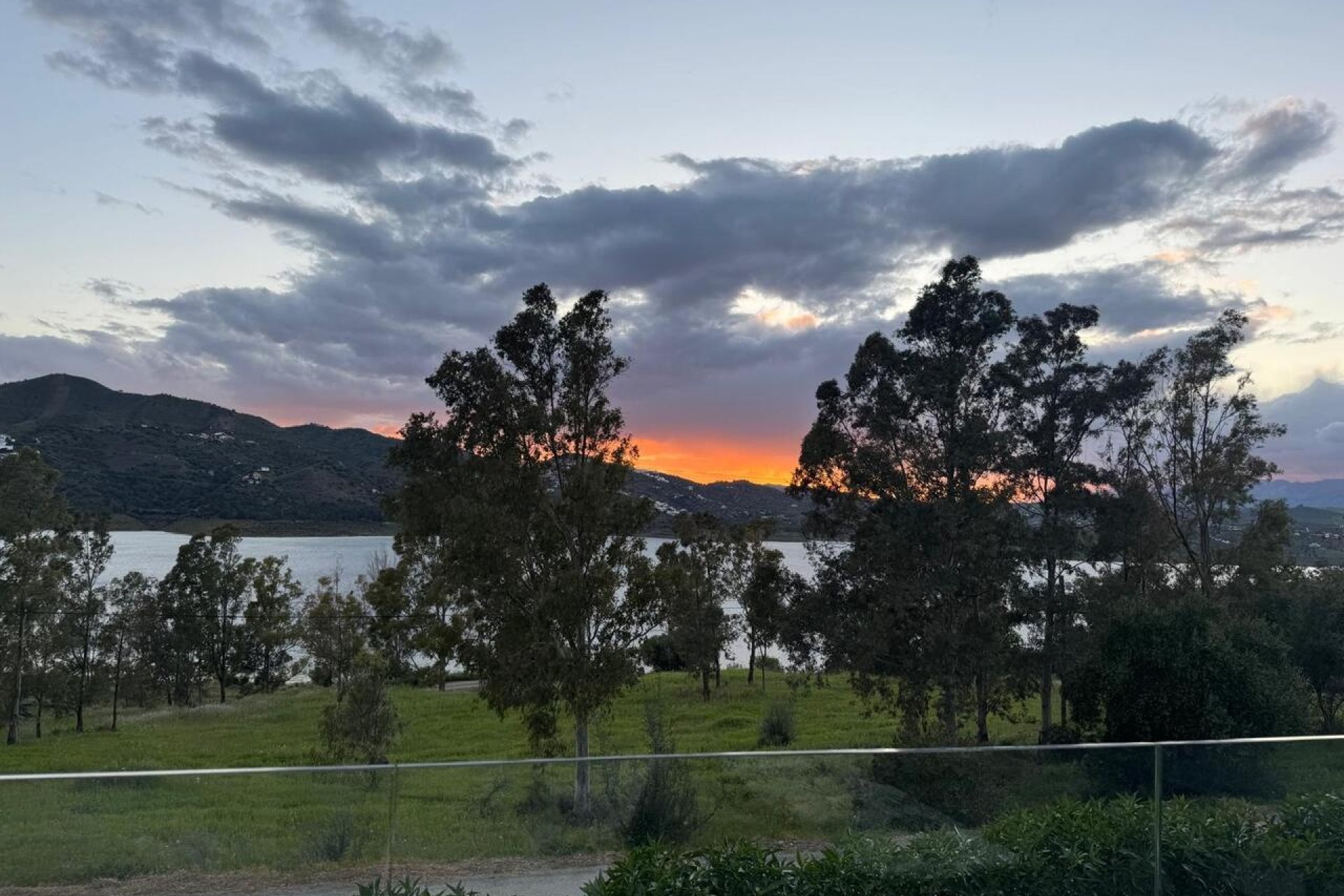 Resale - Villa -
Vinuela - Inland