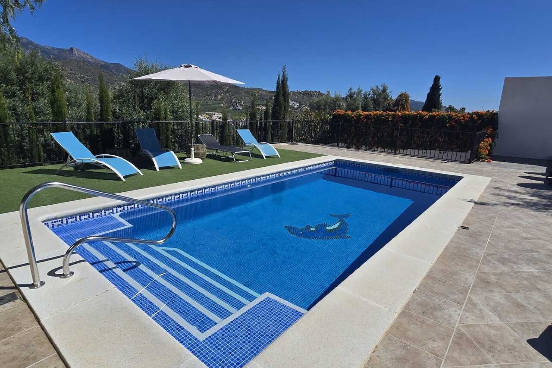 Resale - Villa -
Vinuela - Inland