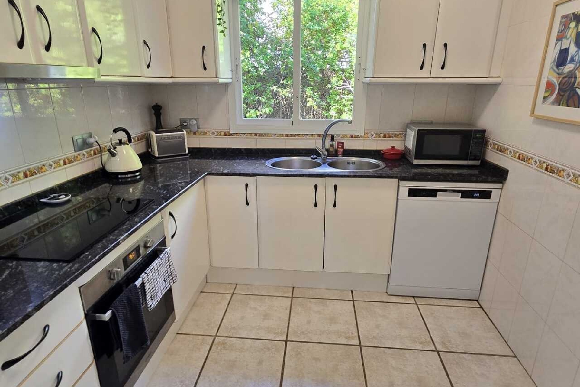 Resale - Villa -
Vinuela - Inland