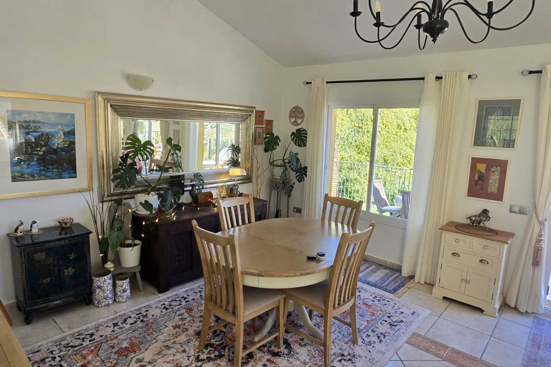 Resale - Villa -
Vinuela - Inland