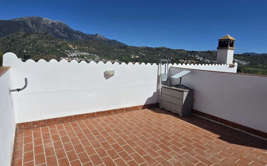 Resale - Villa -
Vinuela - Inland