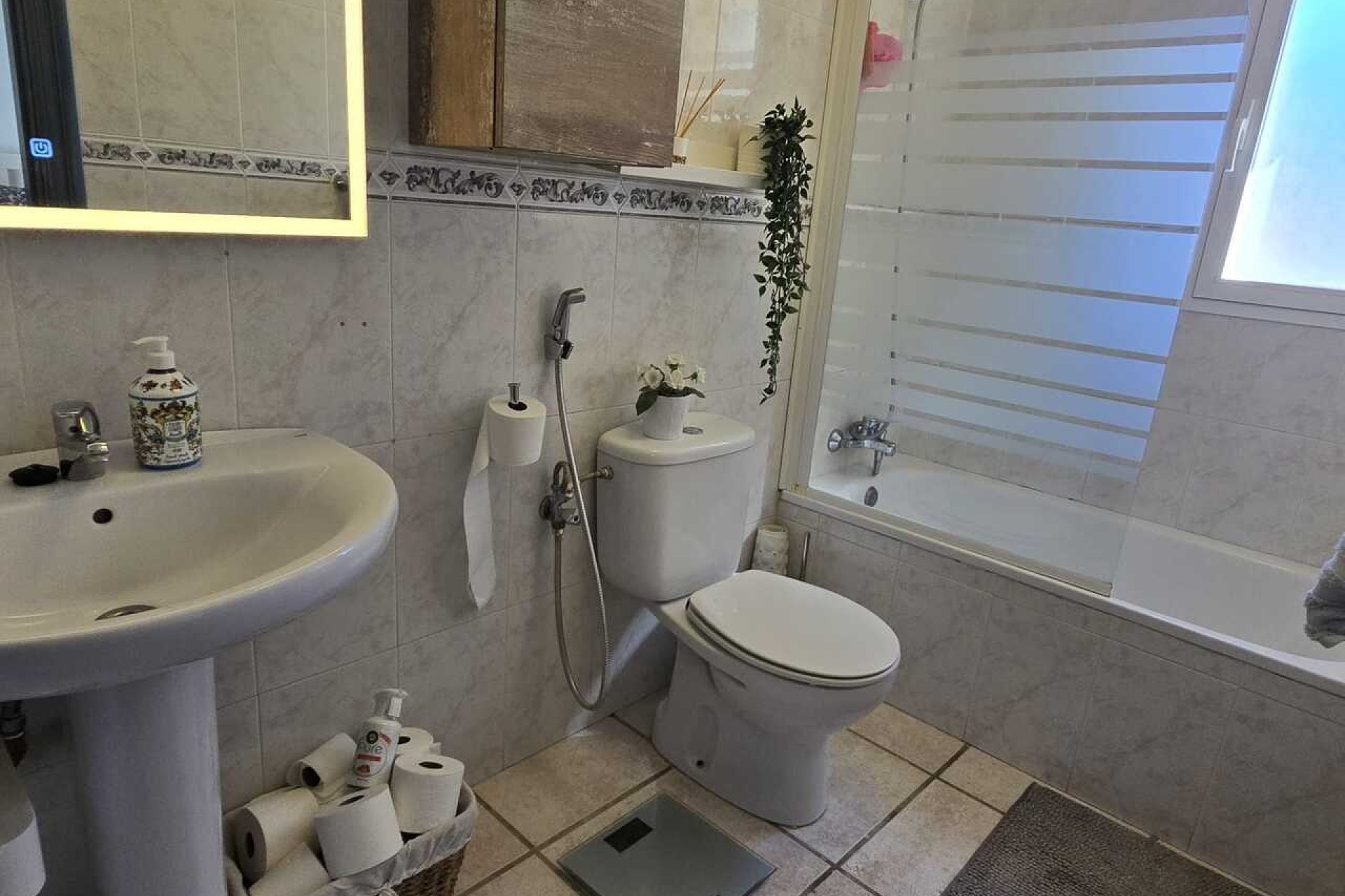 Resale - Villa -
Vinuela - Inland