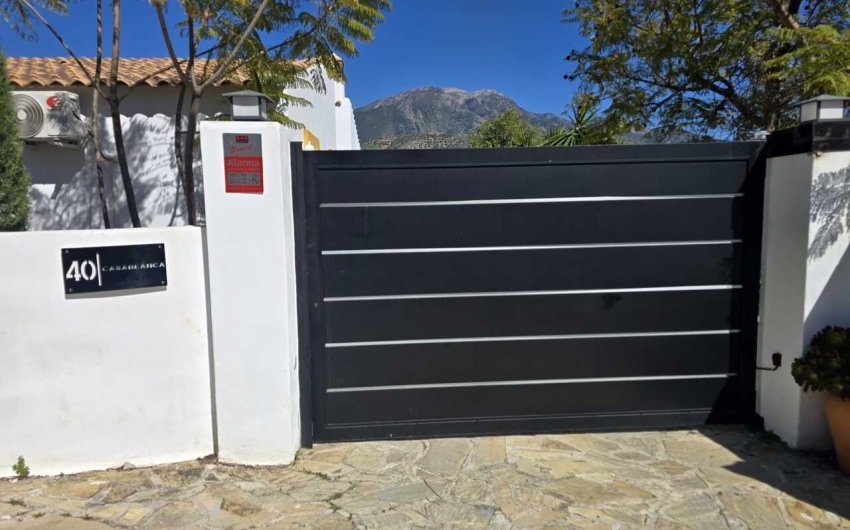 Resale - Villa -
Vinuela - Inland