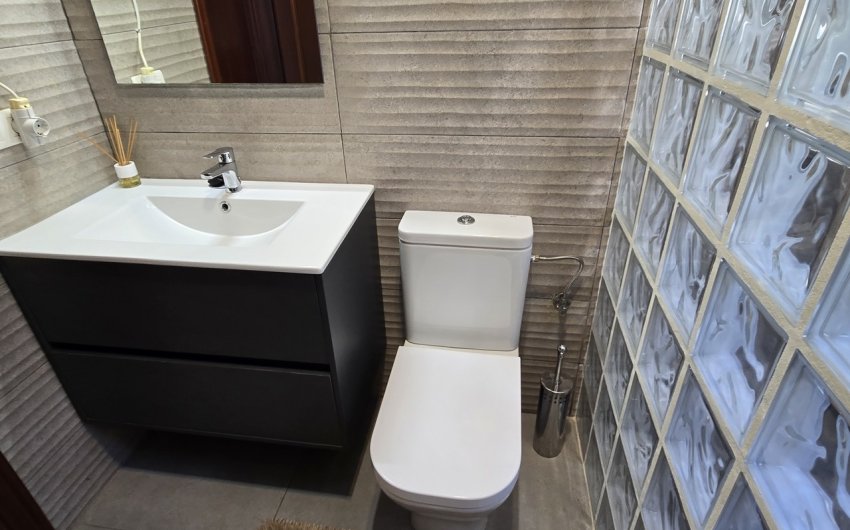 Resale - Villa -
Vinuela - Inland