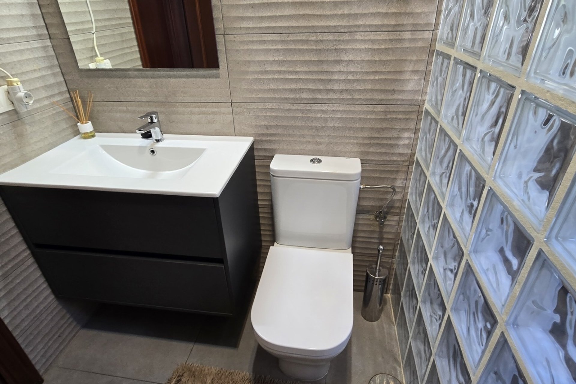 Resale - Villa -
Vinuela - Inland