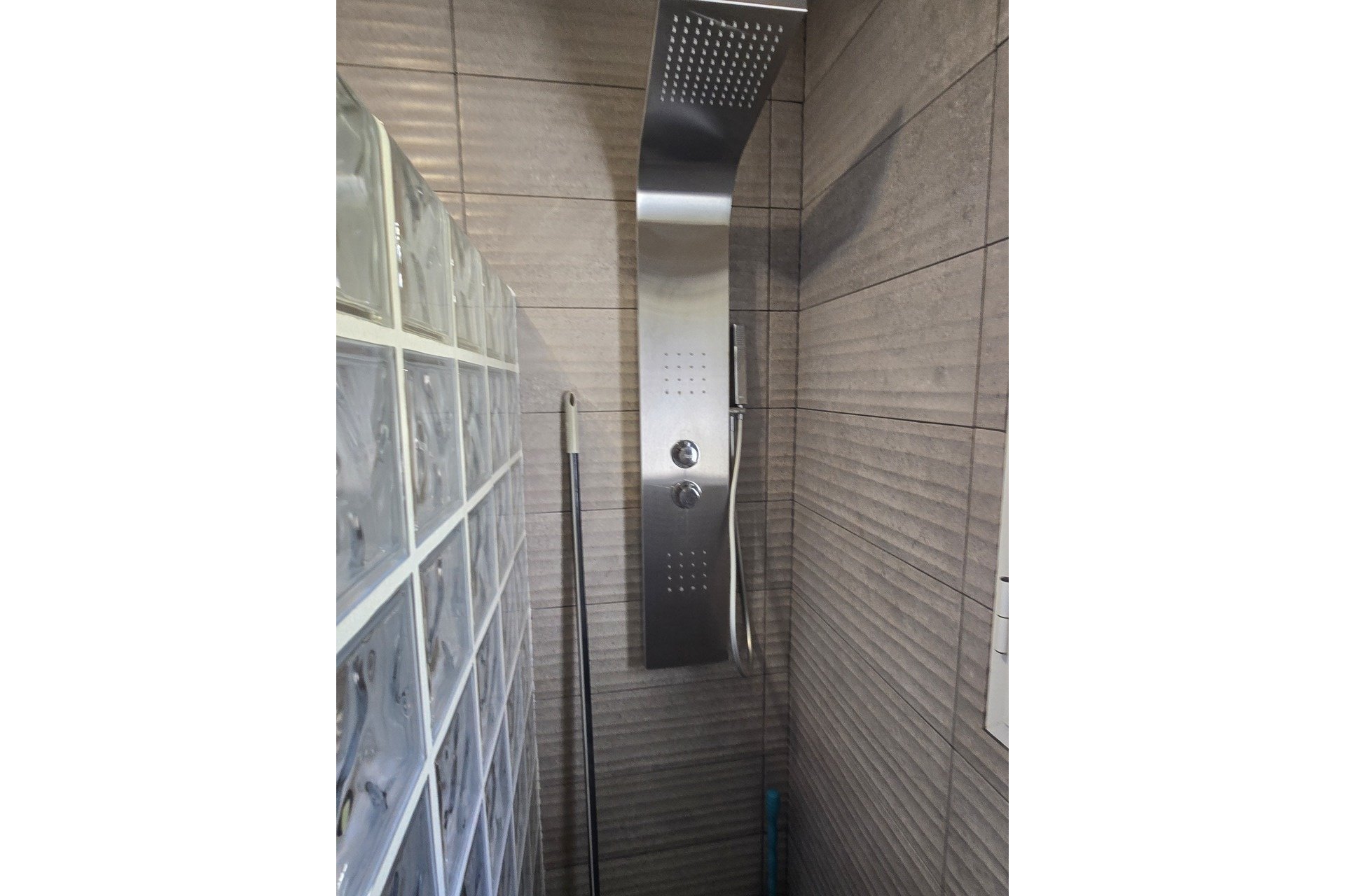 Resale - Villa -
Vinuela - Inland