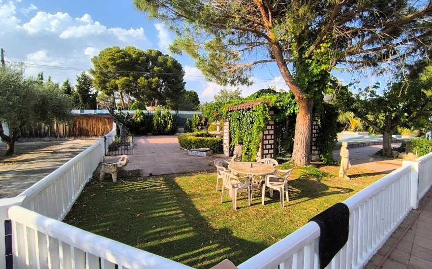 Resale - Villa -
Yecla - Inland