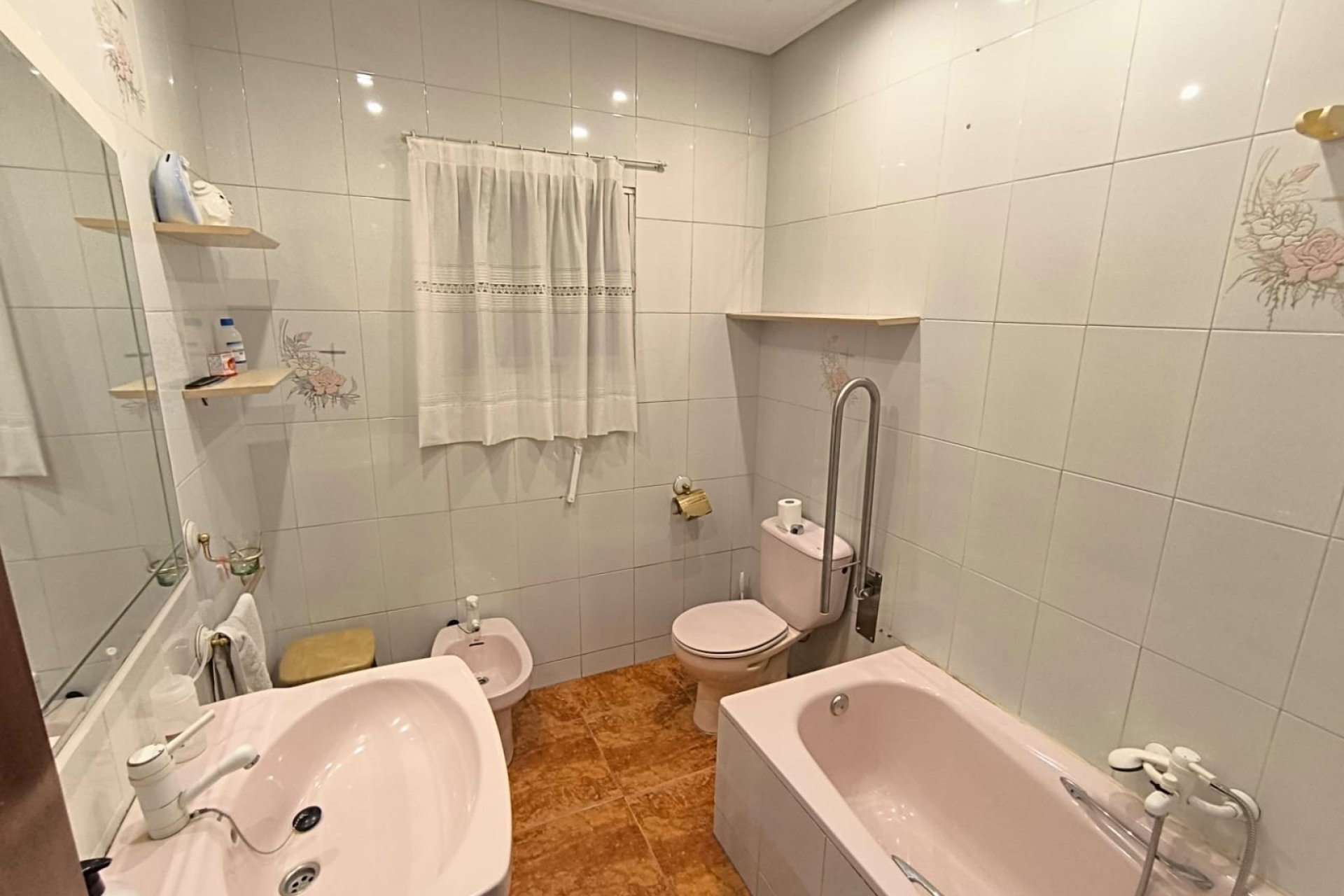 Resale - Villa -
Yecla - Inland