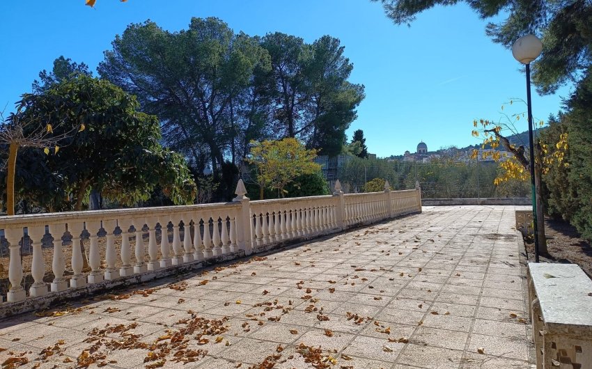 Resale - Villa -
Yecla - Inland