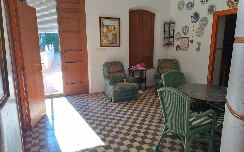 Resale - Villa -
Yecla - Inland