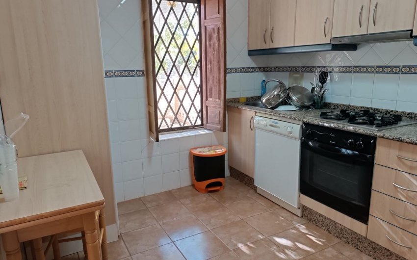 Resale - Villa -
Yecla - Inland