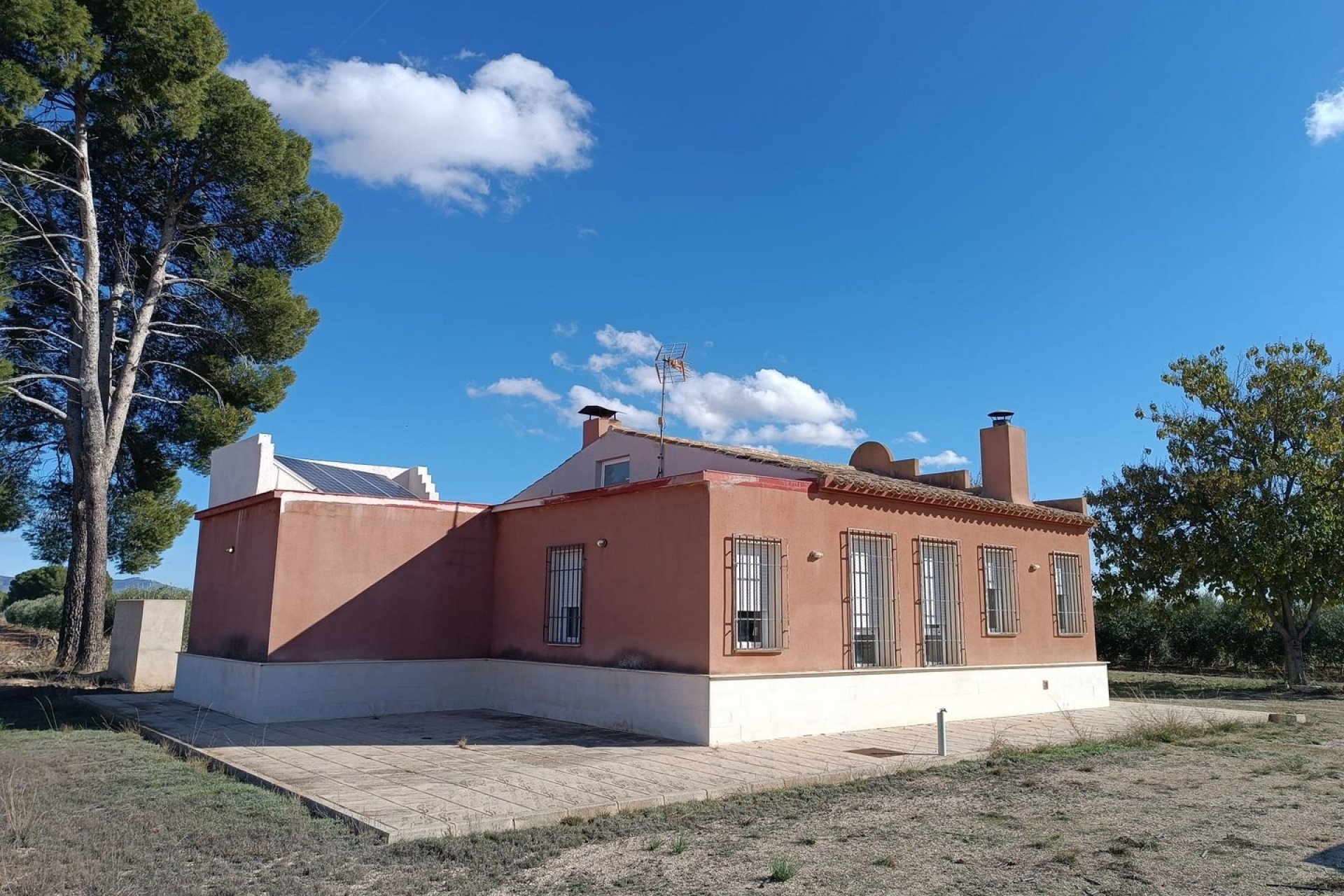 Resale - Villa -
Yecla - Inland