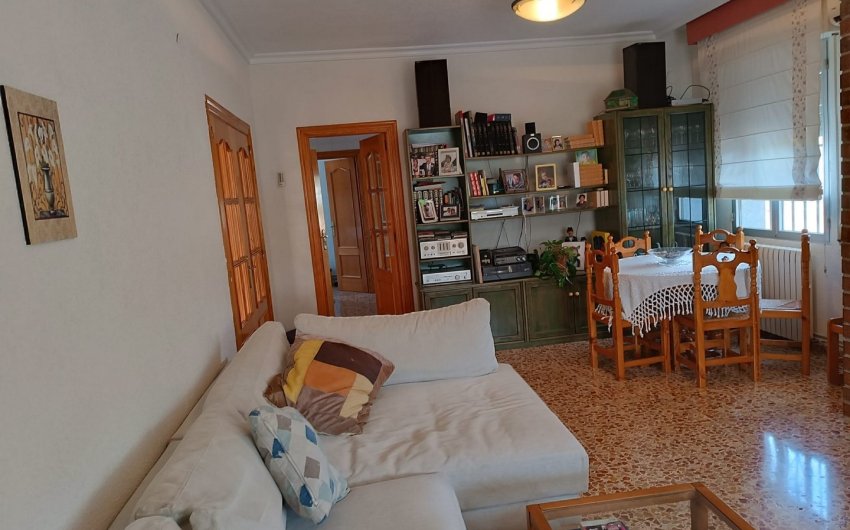 Resale - Villa -
Yecla - Inland