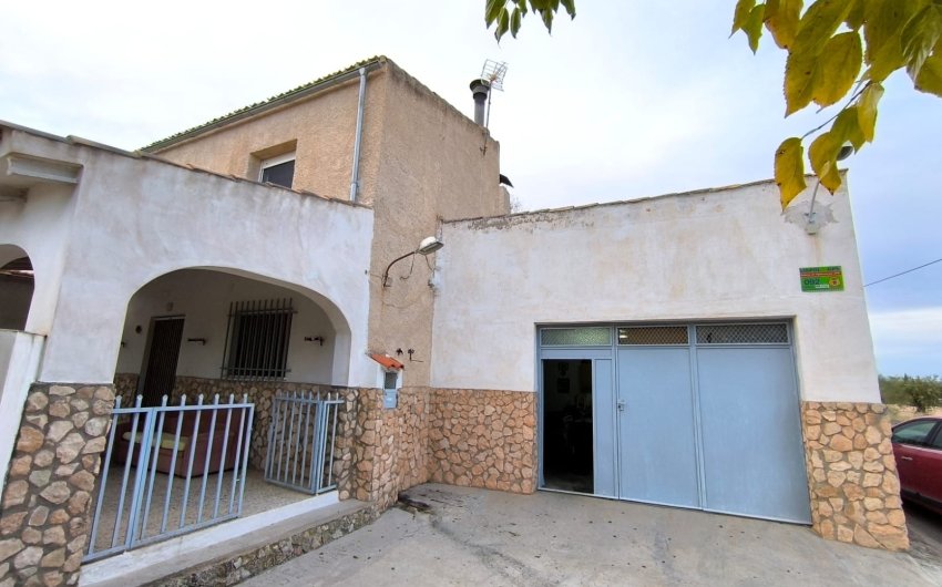 Resale - Villa -
Yecla - Inland