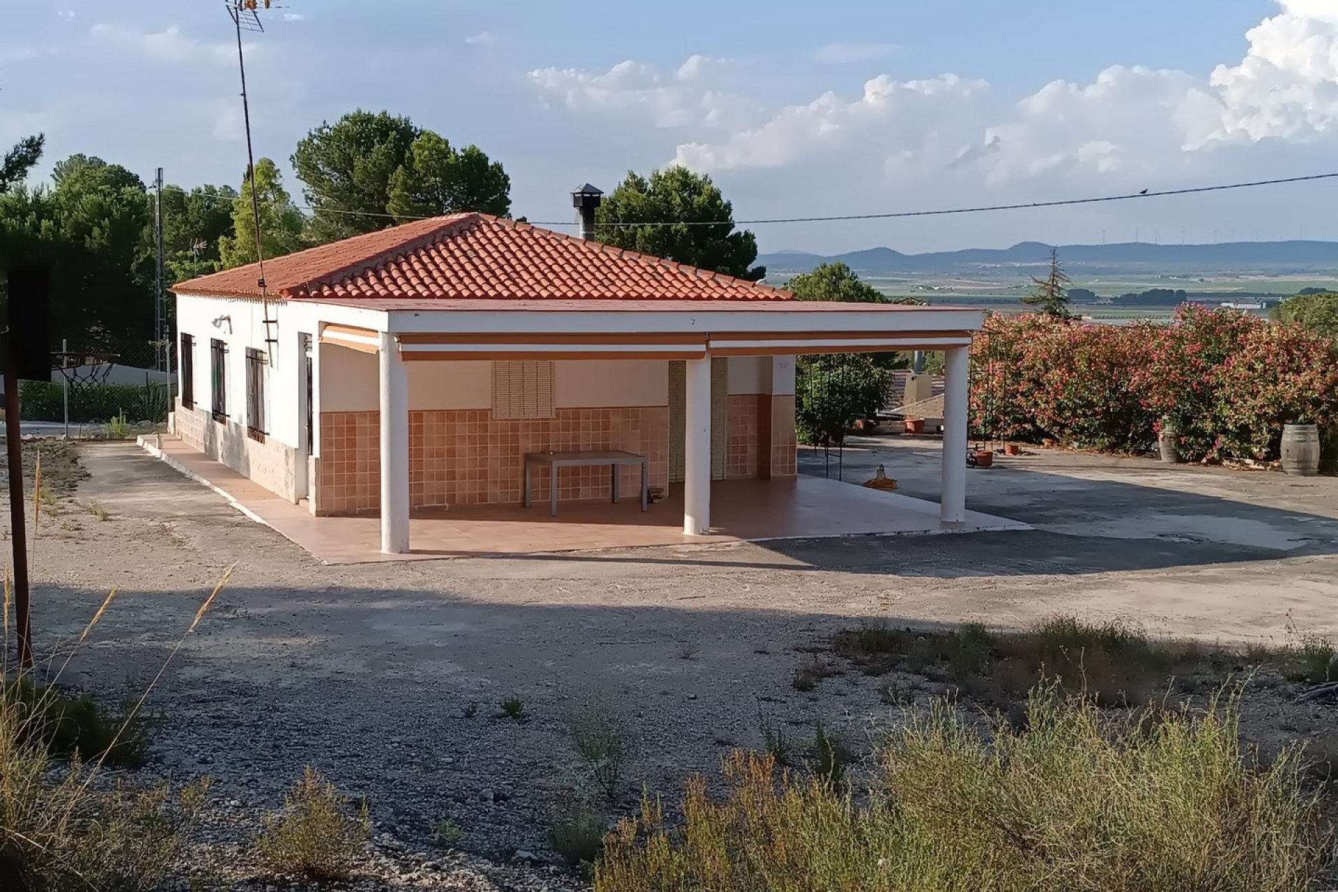 Resale - Villa -
Yecla - Inland
