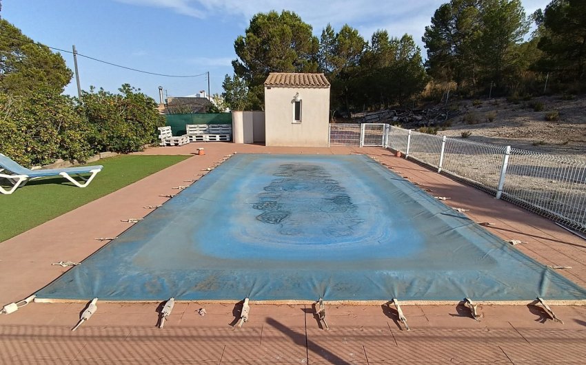 Resale - Villa -
Yecla - Inland