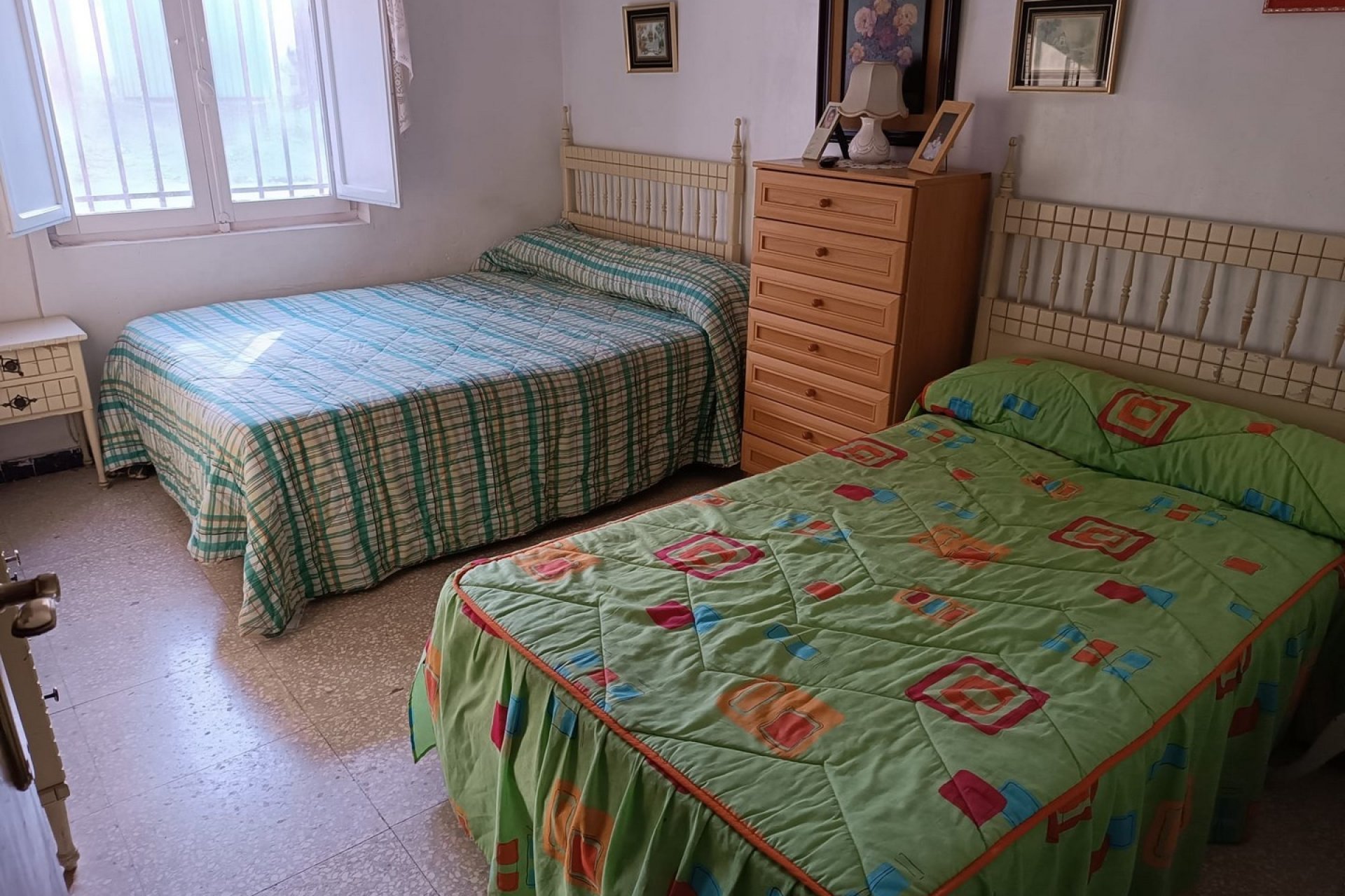 Resale - Villa -
Yecla - Inland