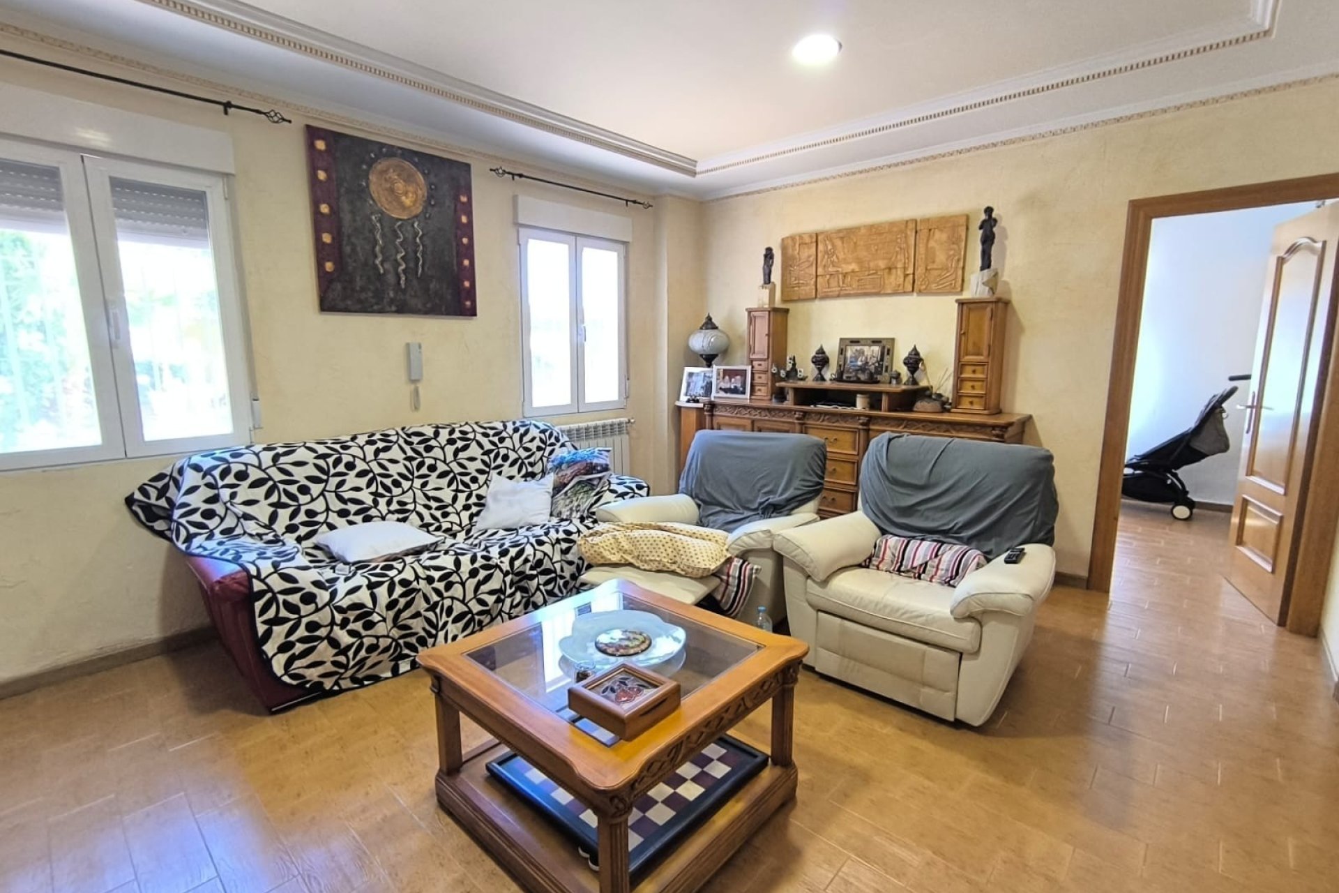Resale - Villa -
Yecla - Inland