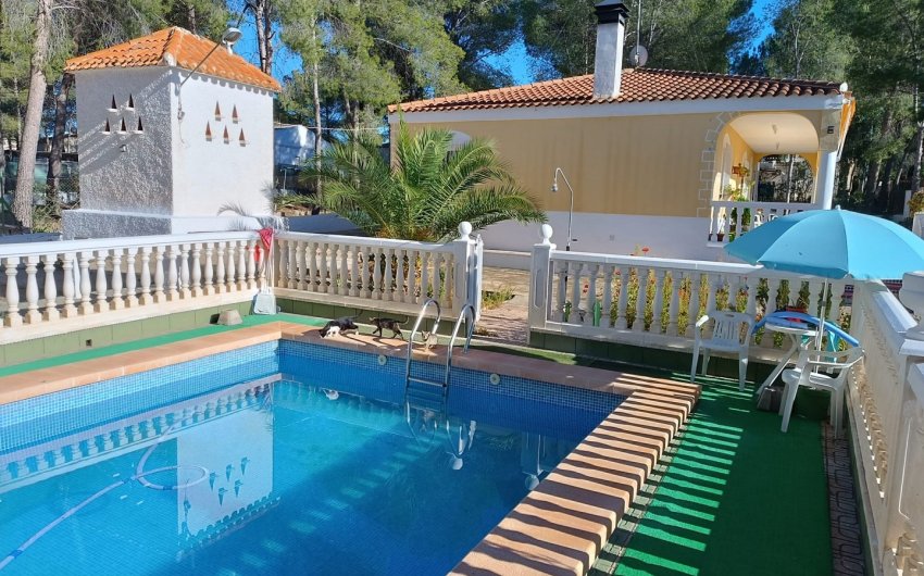 Resale - Villa -
Yecla - Inland