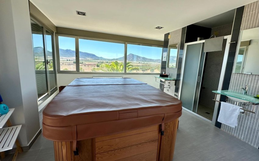 Resale - Villa -
Yecla - Inland