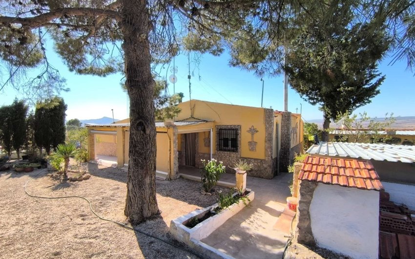 Resale - Villa -
Yecla - Inland