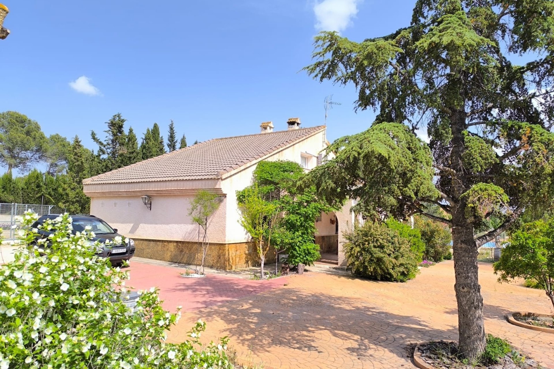 Resale - Villa -
Yecla - Inland