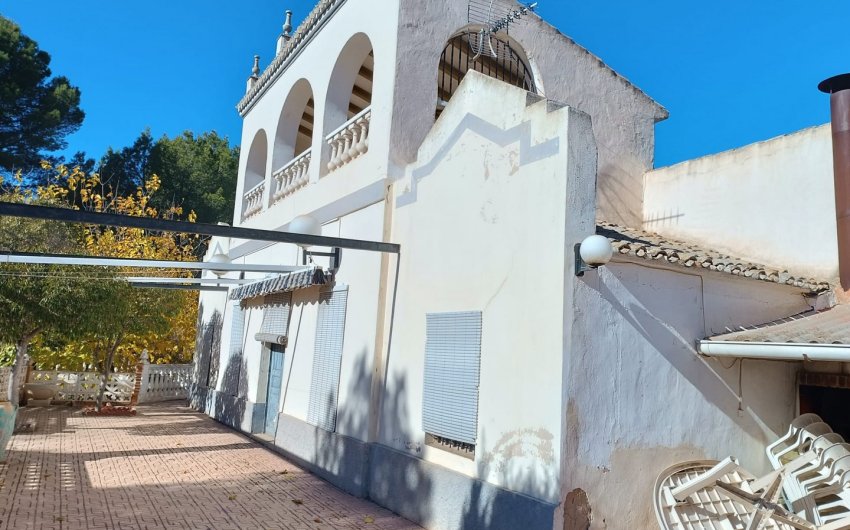 Resale - Villa -
Yecla - Inland