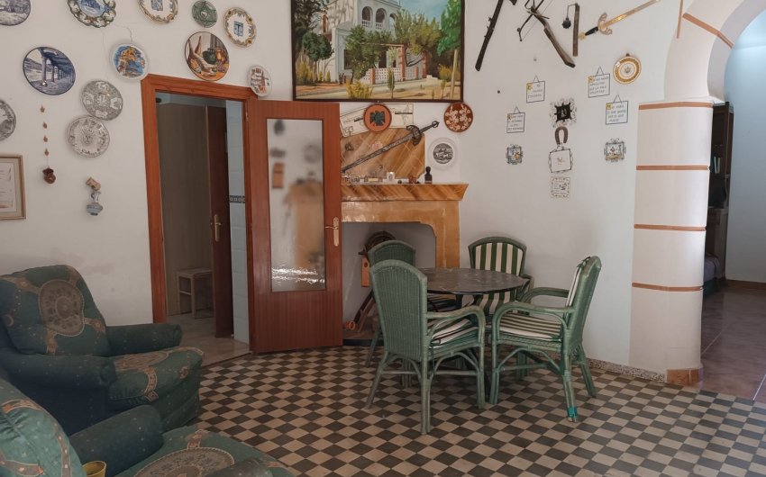 Resale - Villa -
Yecla - Inland