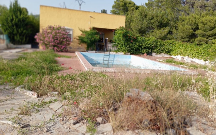 Resale - Villa -
Yecla - Inland