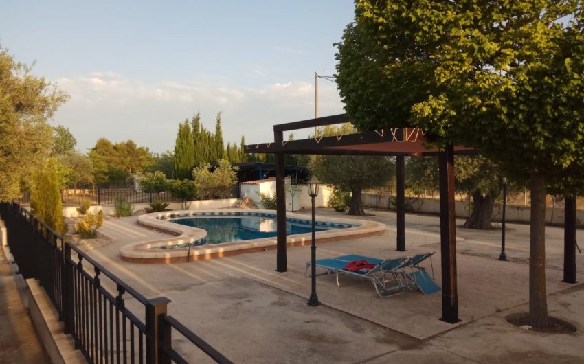 Resale - Villa -
Yecla