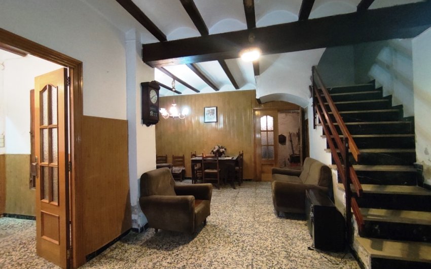 Reventa - Adosado -
Agres - town