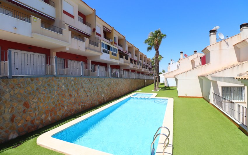 Reventa - Adosado -
Benijofar - Benijofar - Village