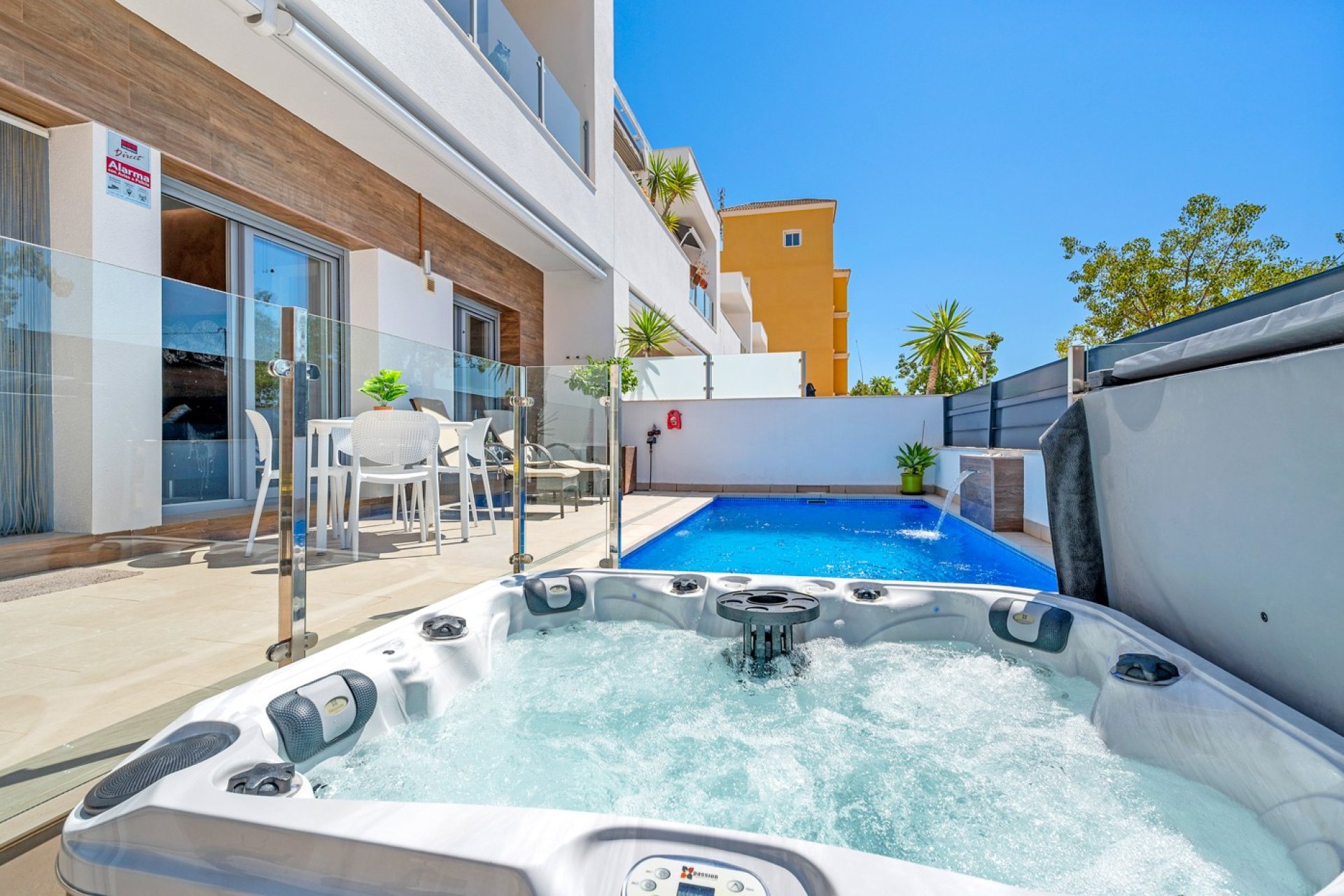 Reventa - Adosado -
Formentera del Segura