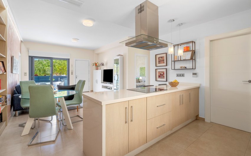 Reventa - Adosado -
Formentera del Segura