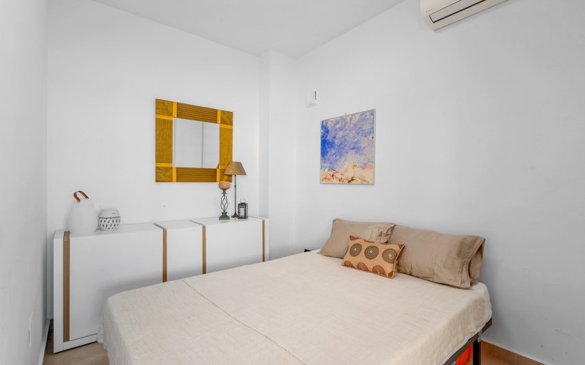 Reventa - Adosado -
Formentera del Segura