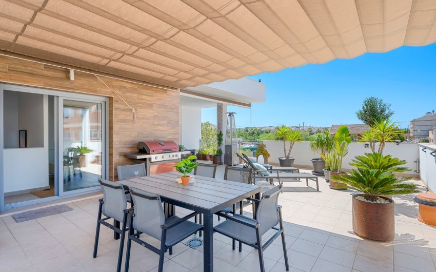 Reventa - Adosado -
Formentera del Segura